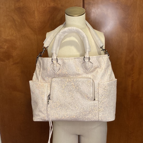 NWT Aimee Kestenberg Sunbury Leather Tote - ROSE GOLD PEBBLE METALLIC - Picture 5 of 16